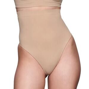 Skims High Waisted Tummy Control Smoothing Shapewear Underwear Bottoms Medium